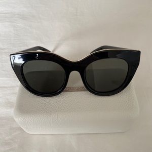 Black LeSpecs airheart sunglasses (like new, with case)